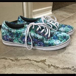 Vans Sneakers